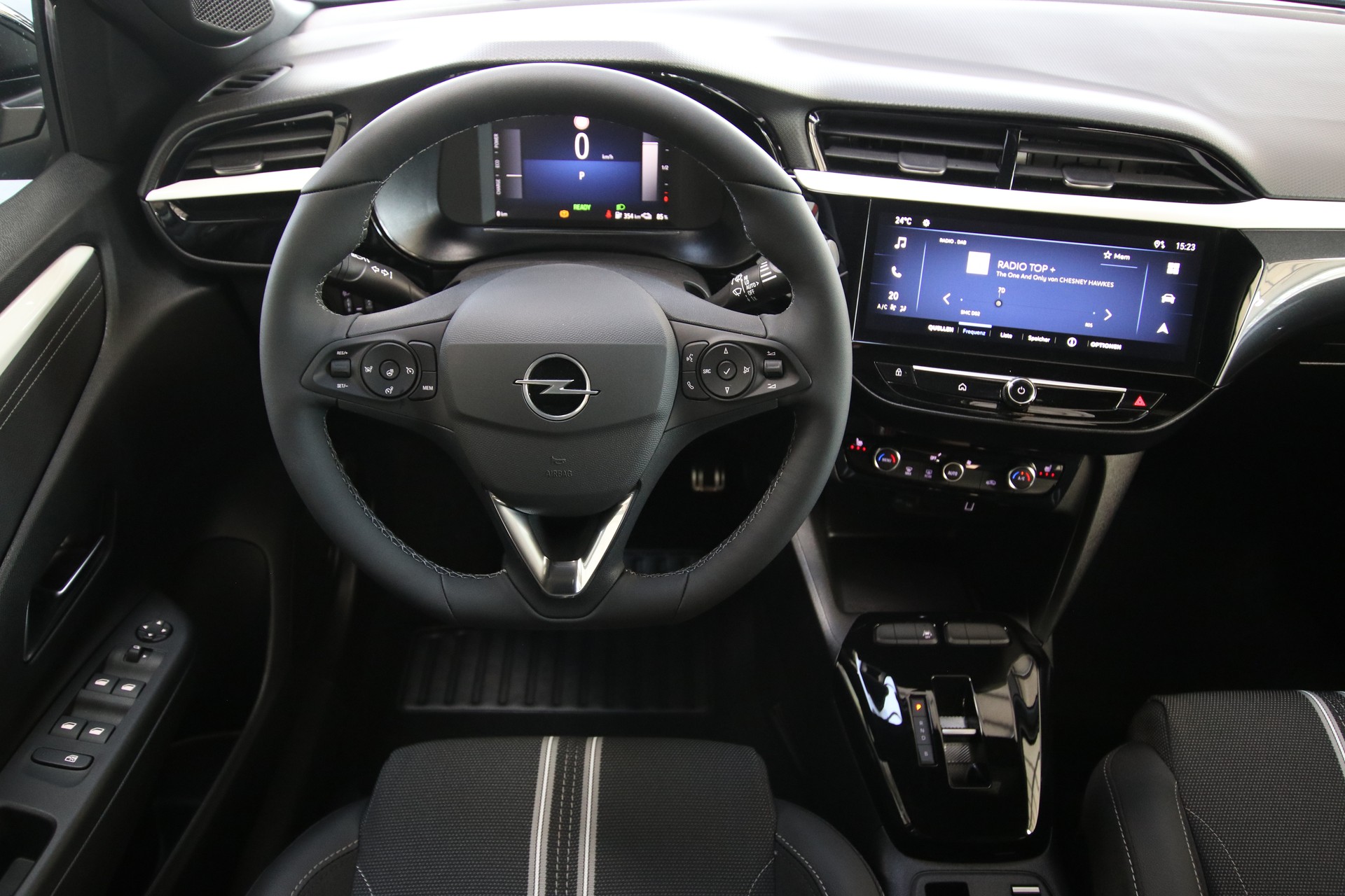 OPEL Corsa e- 51kWh GS-image-10