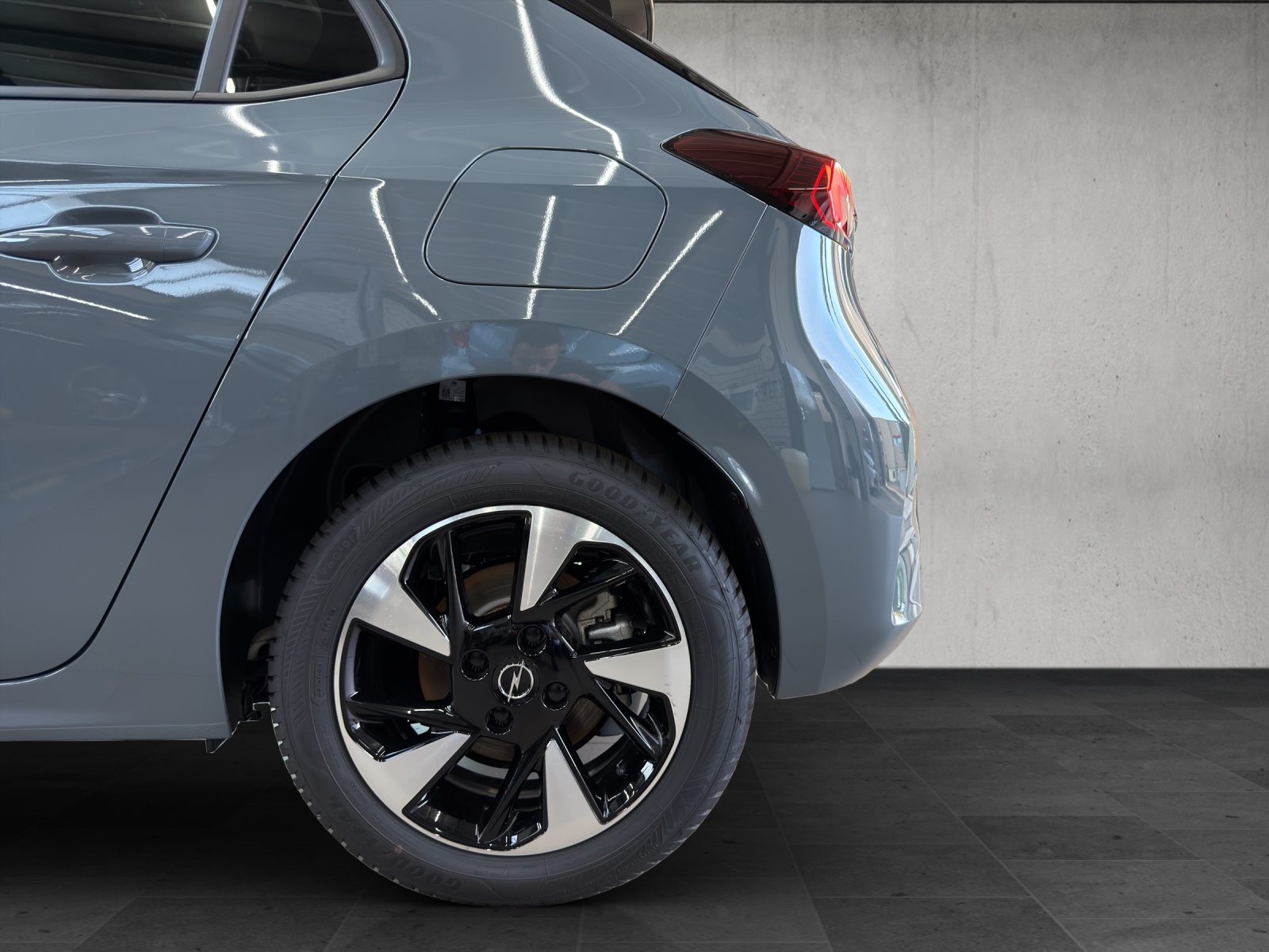 OPEL Corsa e- 51kWh GS-image-8