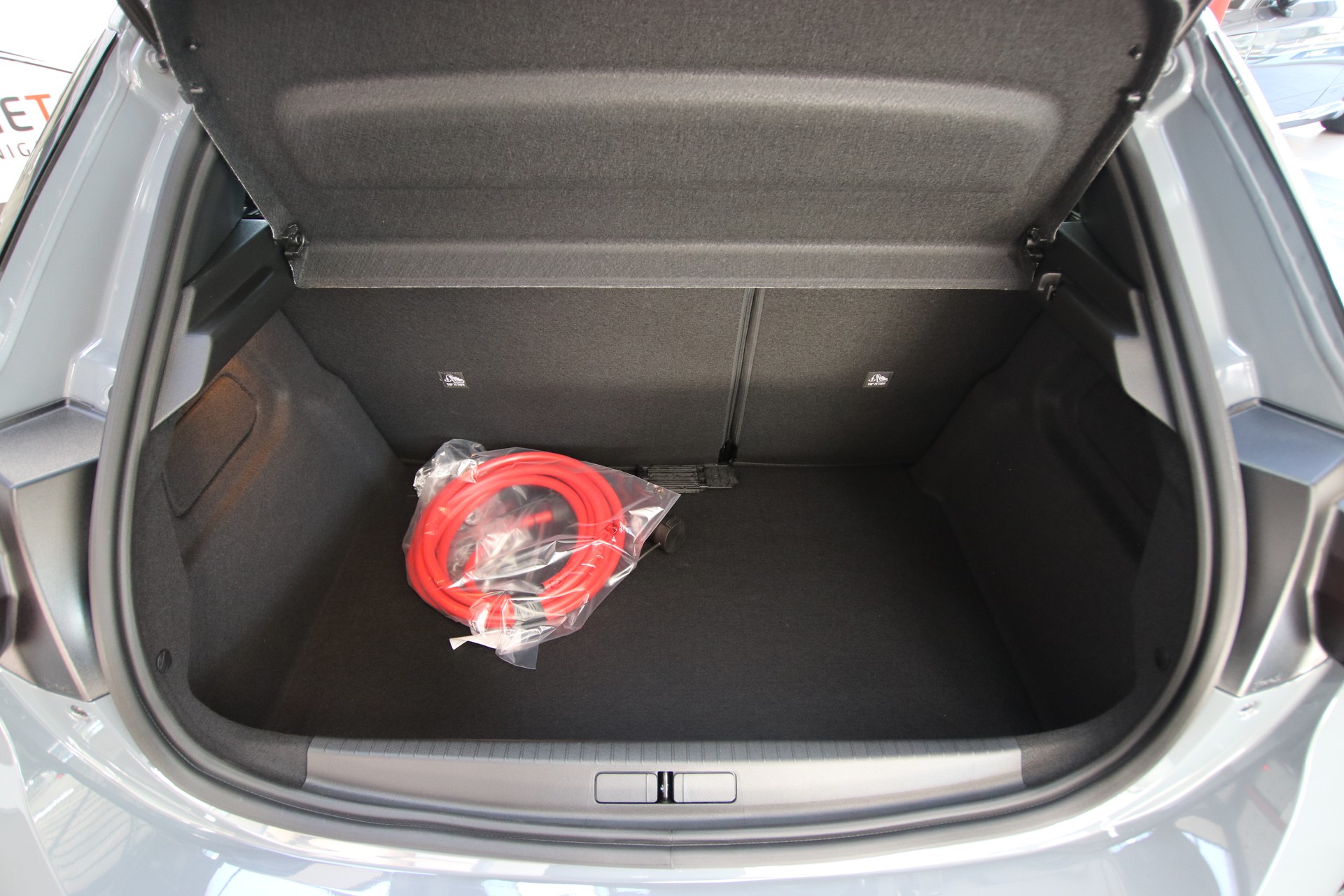 OPEL Corsa e- 51kWh GS-image-15