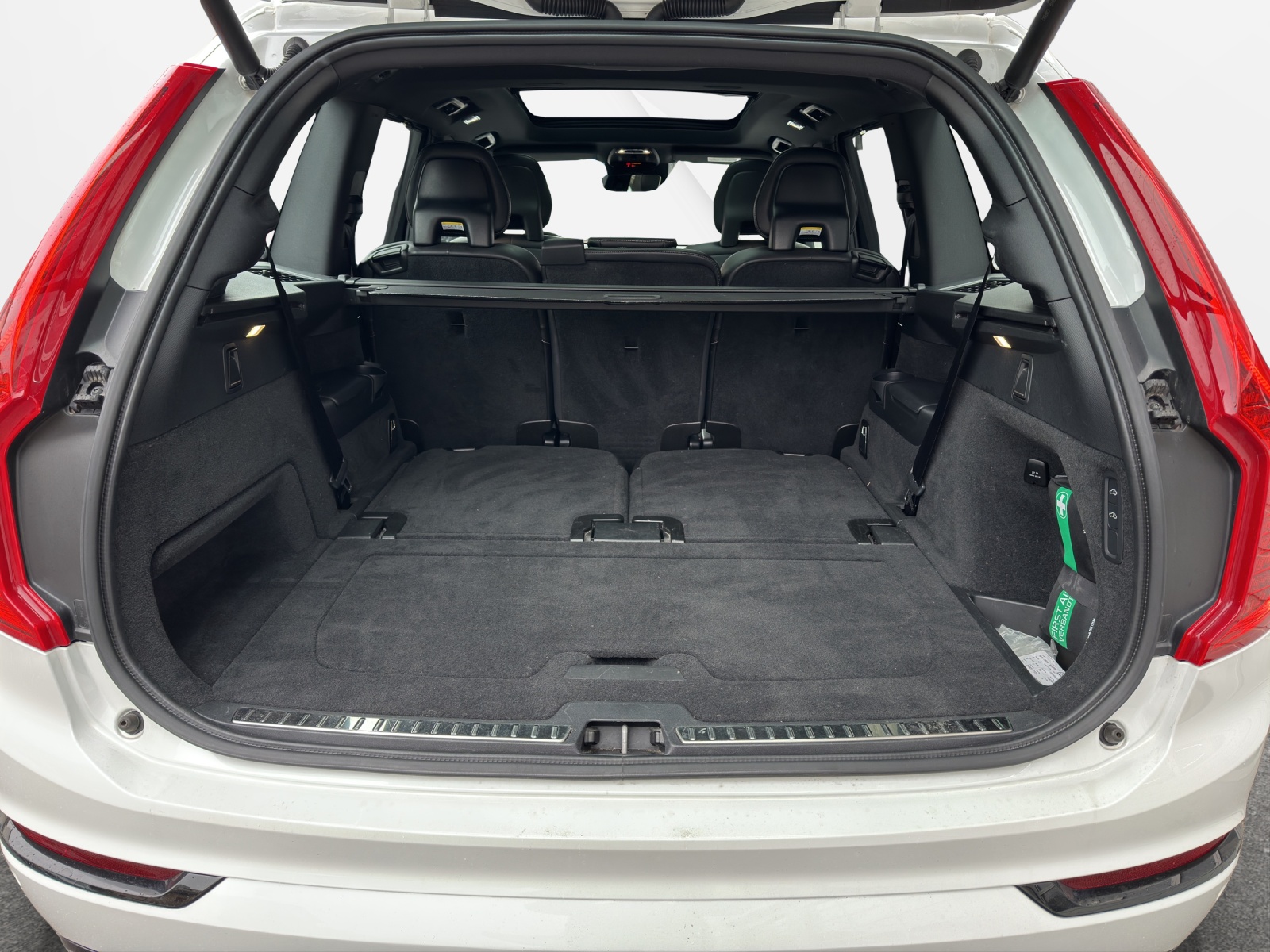 VOLVO XC90 2.0 T6 R-Design 7P. AWD-image-13