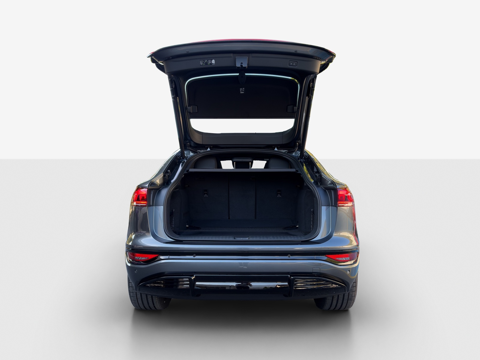 AUDI Q6 Sportback e-tron quattro-image-12