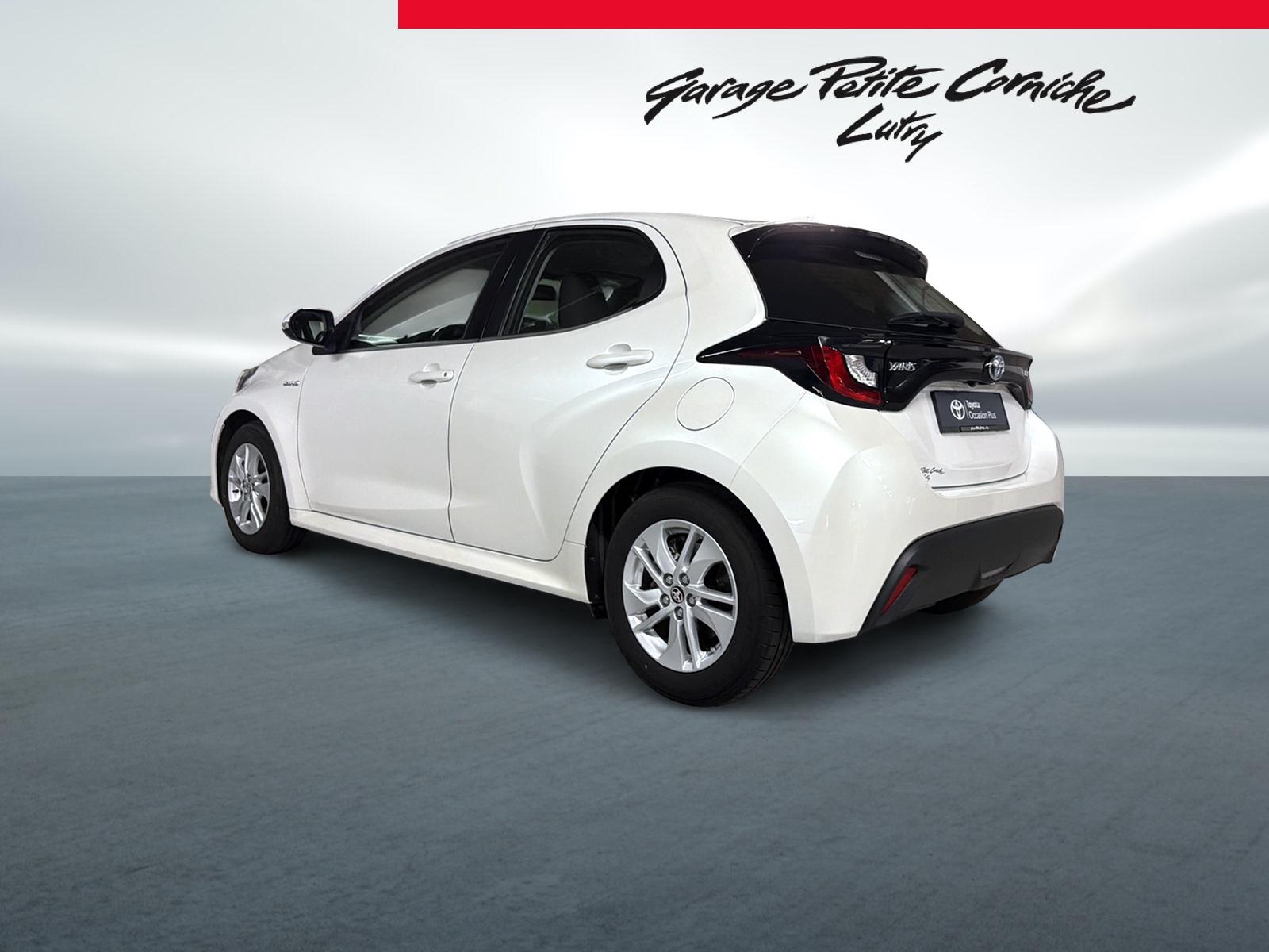 TOYOTA Yaris 1.5 VVT-i HSD Trend-image-4