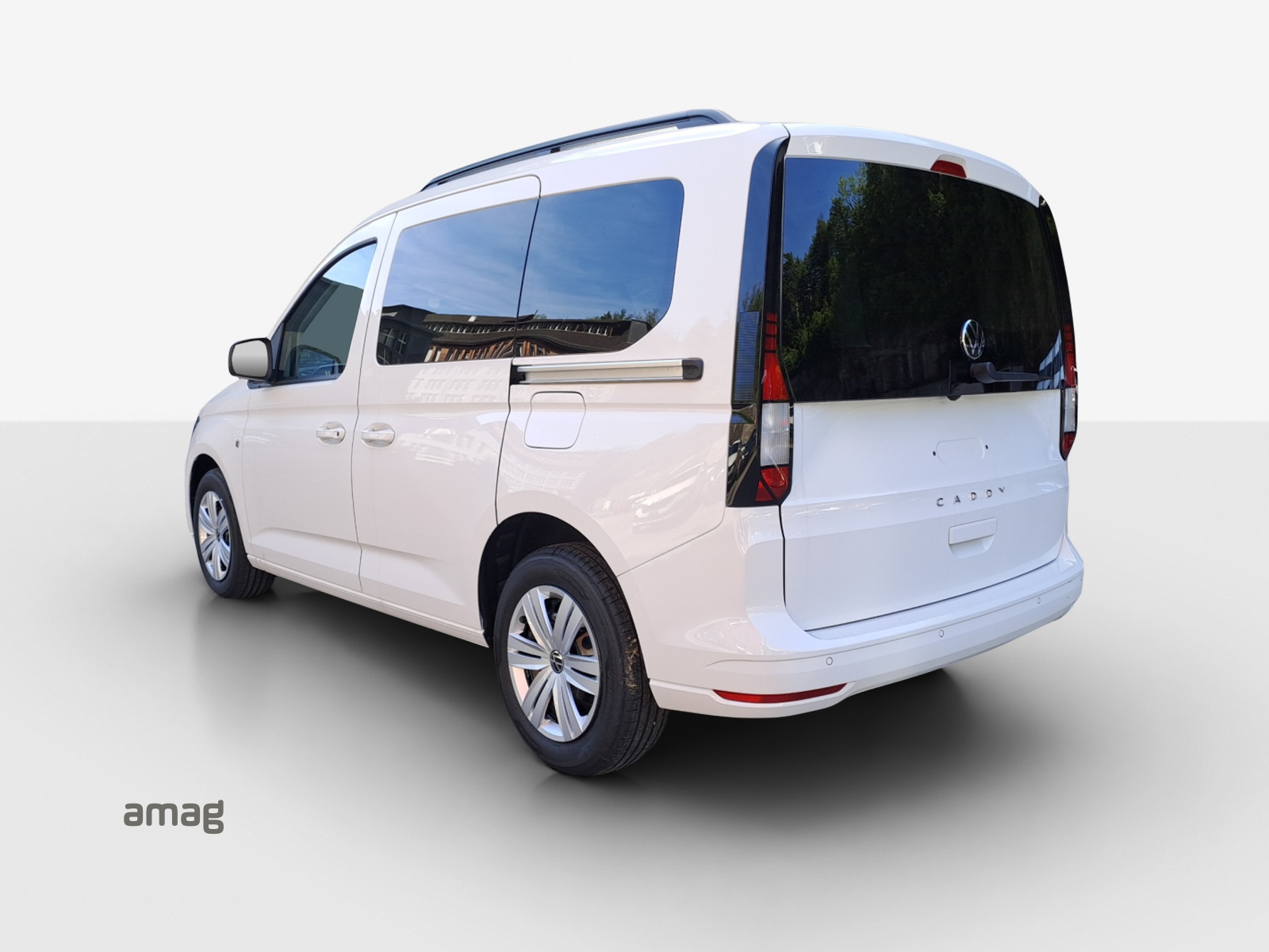 VW Caddy 1.5 TSI Plug in Hybrid Trend DSG-image-2