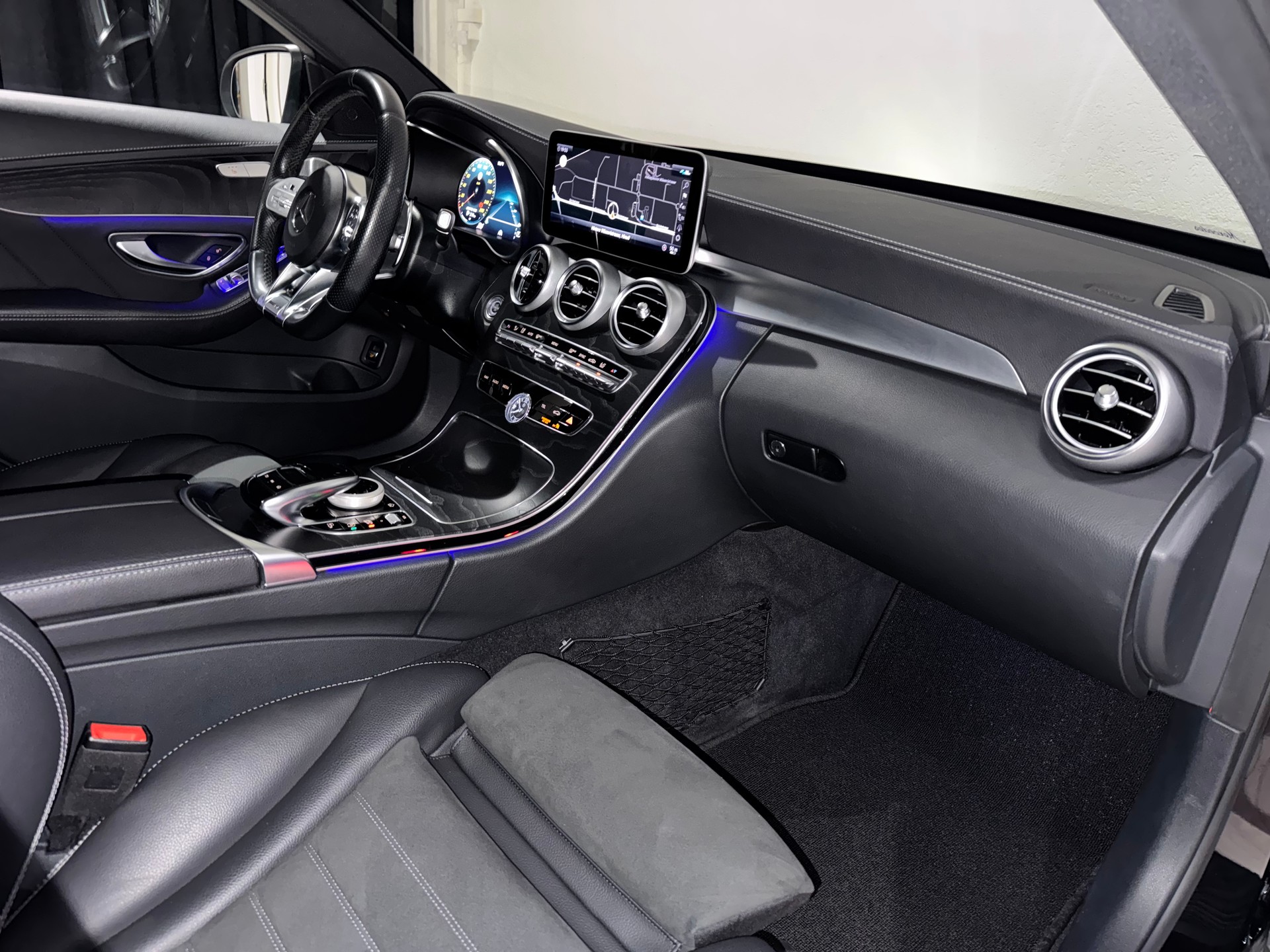 MERCEDES-BENZ C 43 AMG 4Matic 9G-Tronic | CH | Gratis Service |-image-16