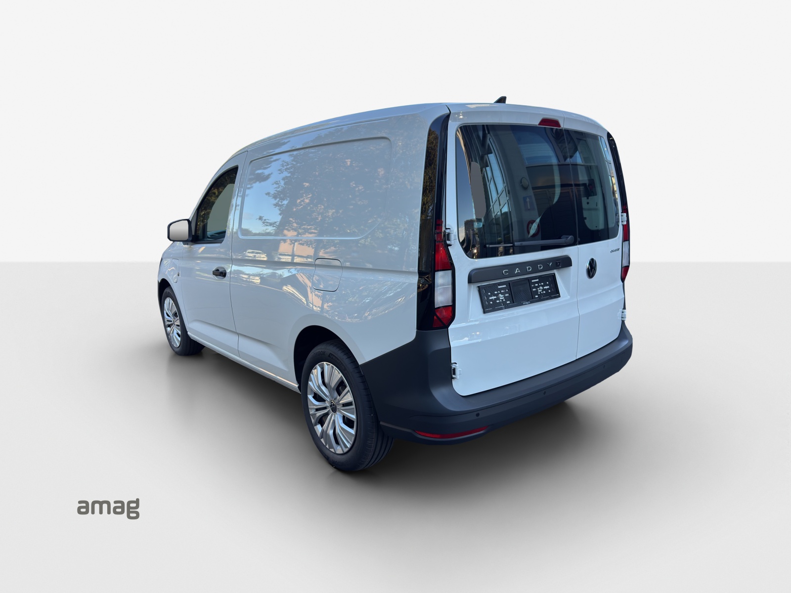 VW Caddy Cargo 1.5 TSI Plug in Hybrid Entry DSG-image-2