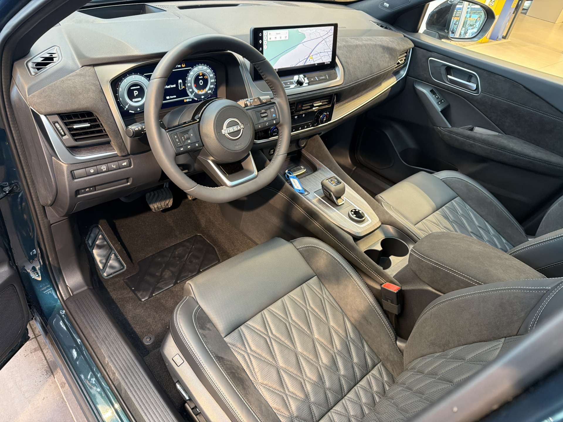 NISSAN Qashqai 1.3 DIG-T MHEV N-Design 4x4 Xtronic-Automat-image-5