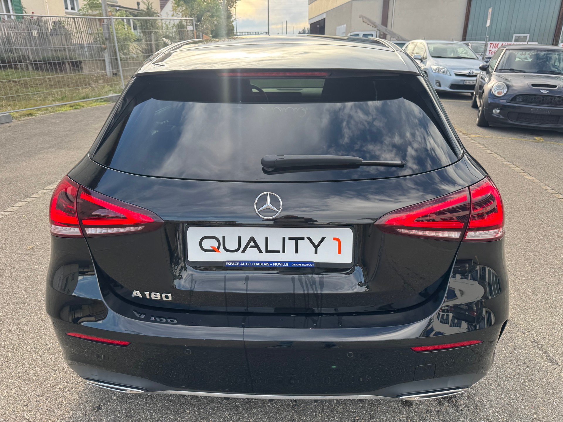 MERCEDES-BENZ A 180 AMG Line 7G-DCT-image-5