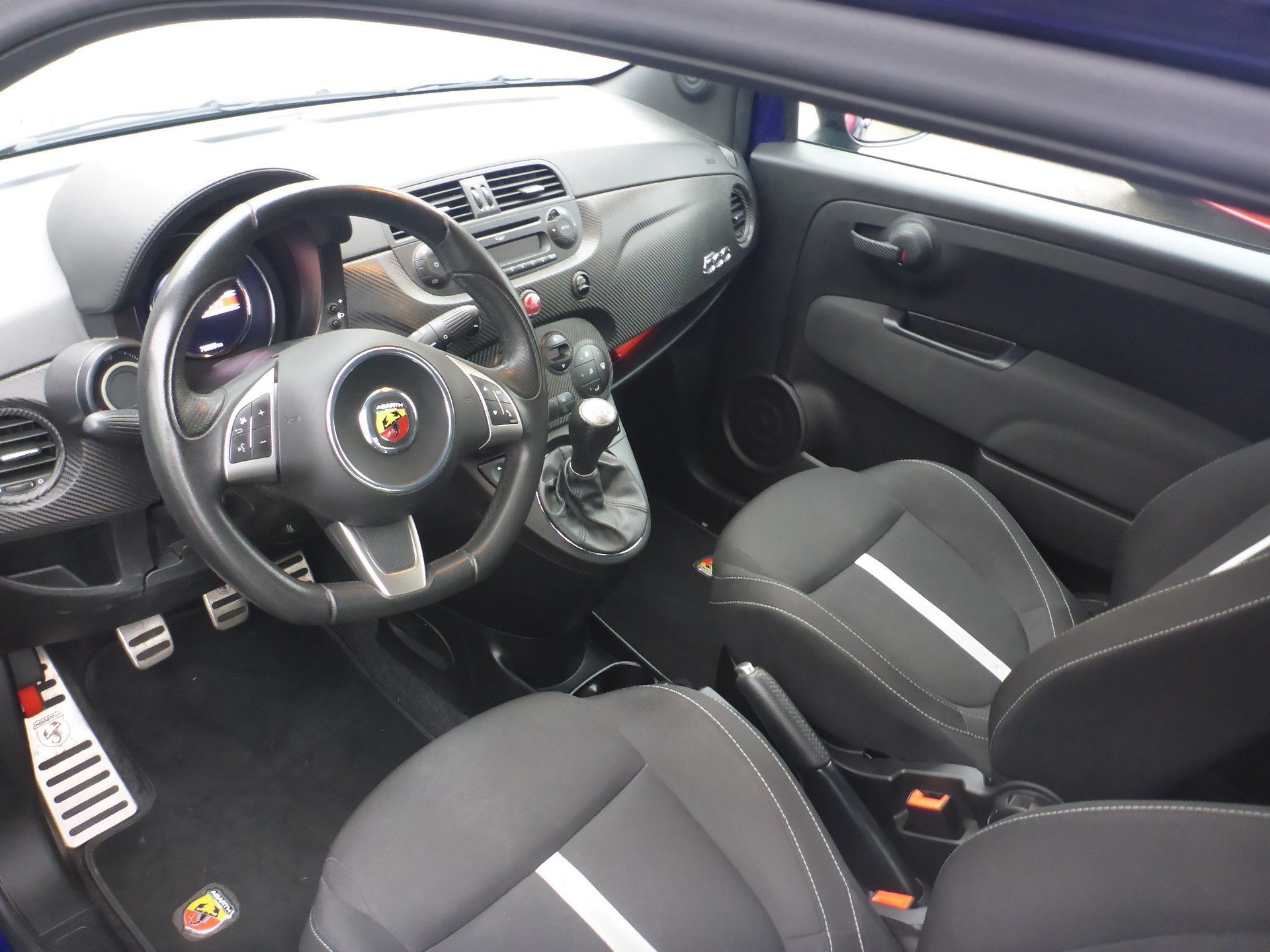 FIAT 595 1.4 16V Turbo Abarth Turismo-image-6