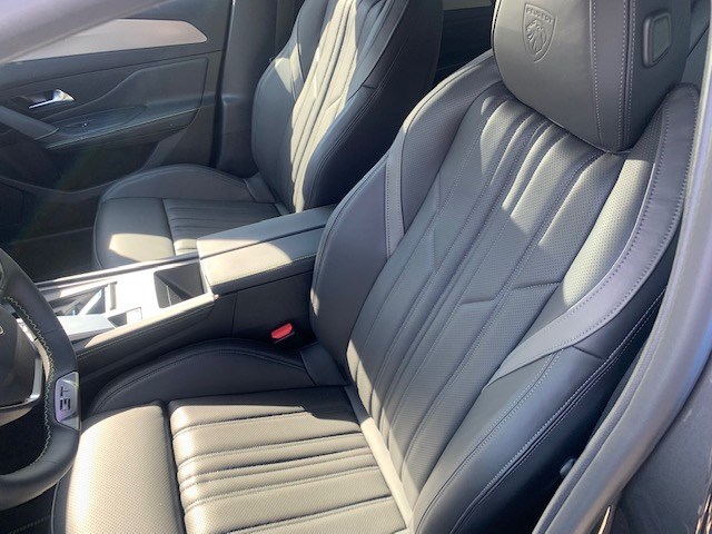 PEUGEOT 408 1.6 PHEV 225 GT-image-4