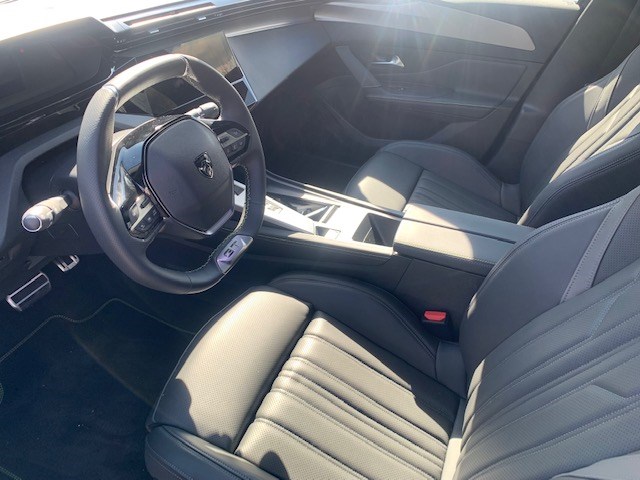 PEUGEOT 408 1.6 PHEV 225 GT-image-5