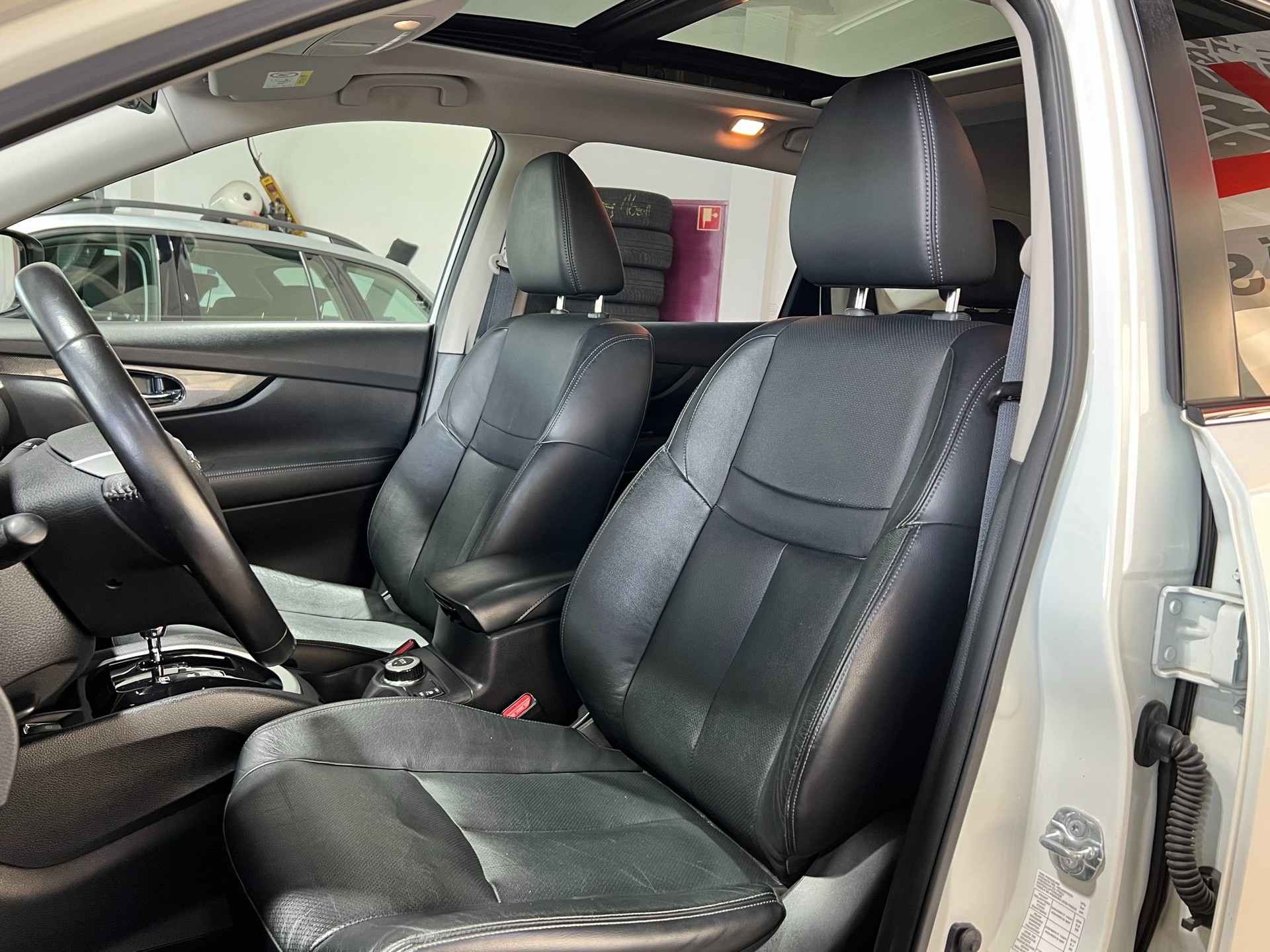 NISSAN X-Trail 2.0 dCi N-Vision Xtronic CVT ALL-MODE 4x4-image-11