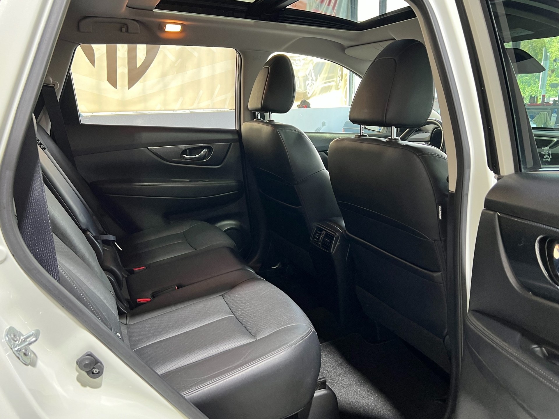 NISSAN X-Trail 2.0 dCi N-Vision Xtronic CVT ALL-MODE 4x4-image-15