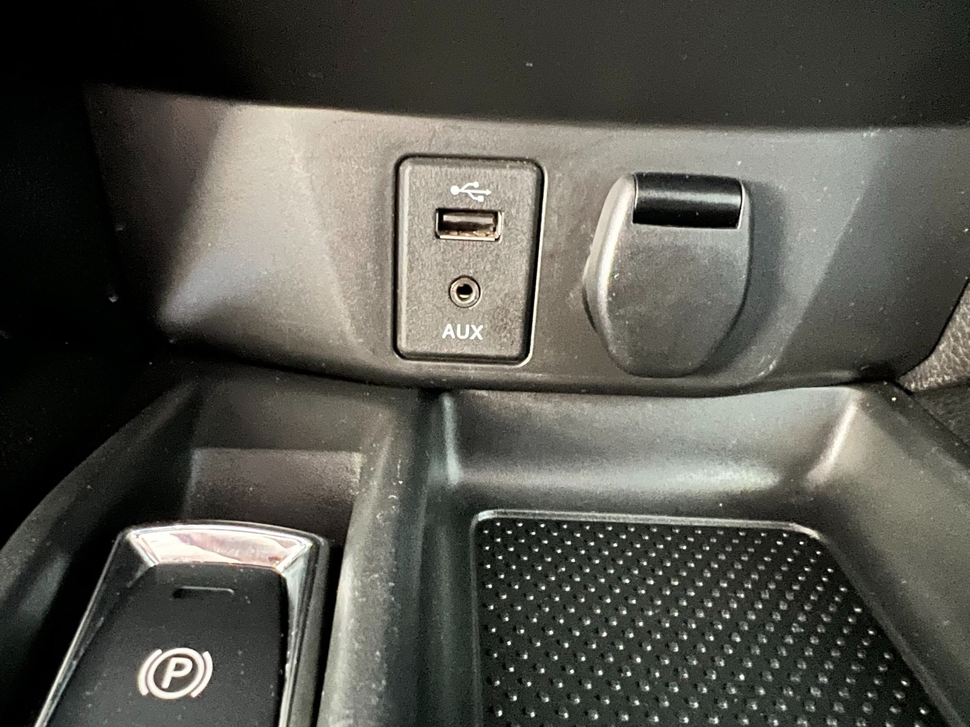 NISSAN X-Trail 2.0 dCi N-Vision Xtronic CVT ALL-MODE 4x4-image-19