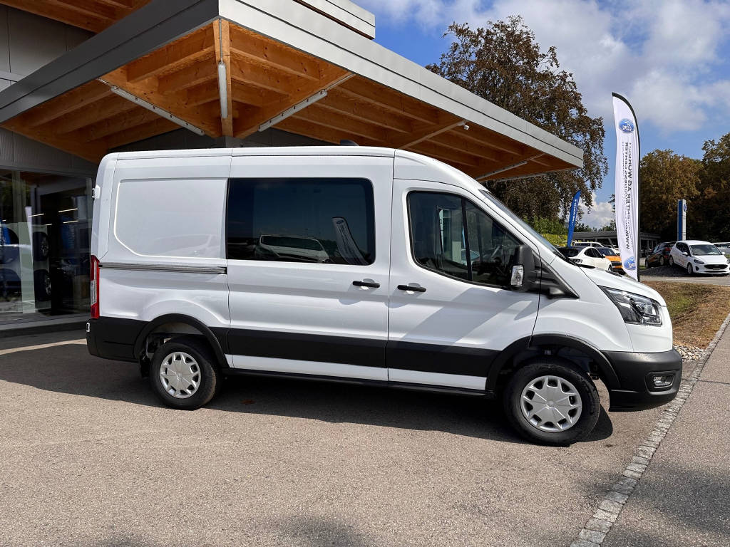 FORD E-Transit Van 350 L2H2 67kWh Trend-image-1