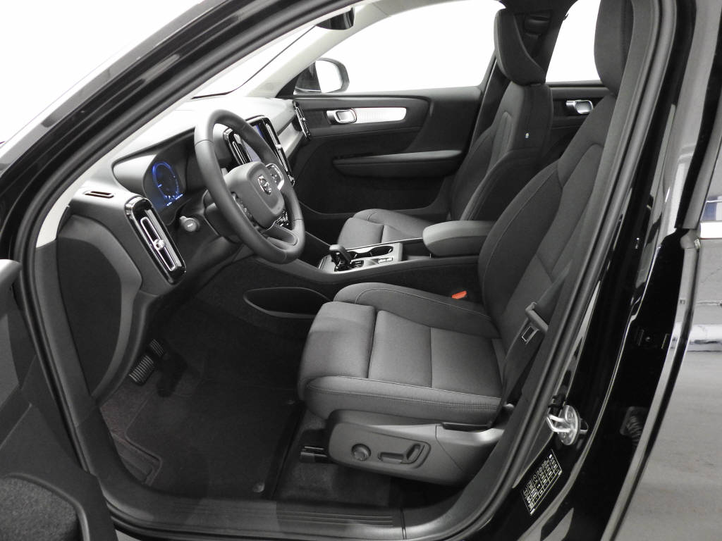 VOLVO XC40 1.5 T4 PiH Inscription Expression-image-8