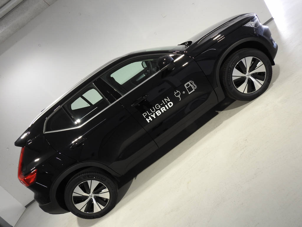 VOLVO XC40 1.5 T4 PiH Inscription Expression-image-0