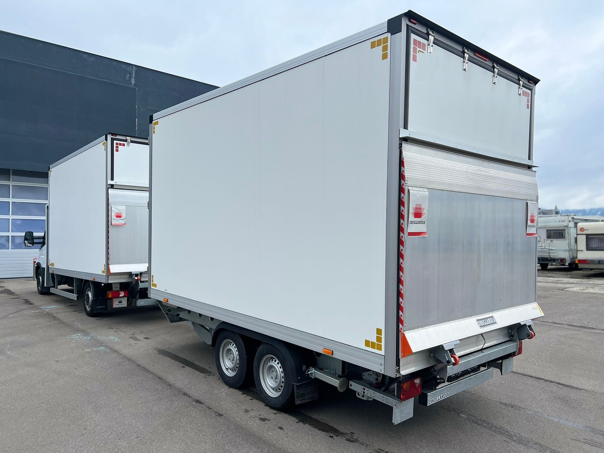 ACKERMANN 3.5T Kasten mit Hebebühne und Durchladesystem-showroom-element-3