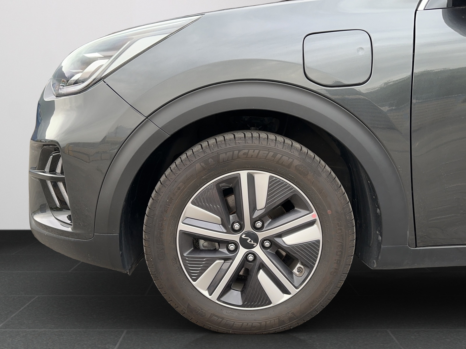 KIA Niro 1.6GDi Plug-in Hybrid Style DCT-image-14