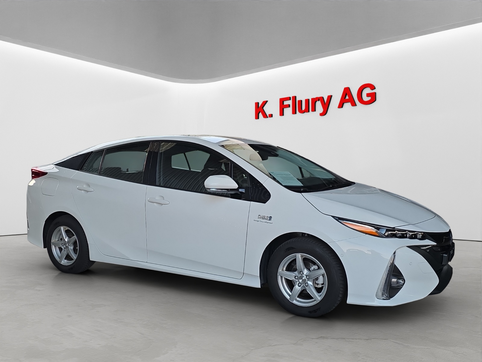 TOYOTA Prius 1.8 VVTi HSD Plug-In Premium-image-6