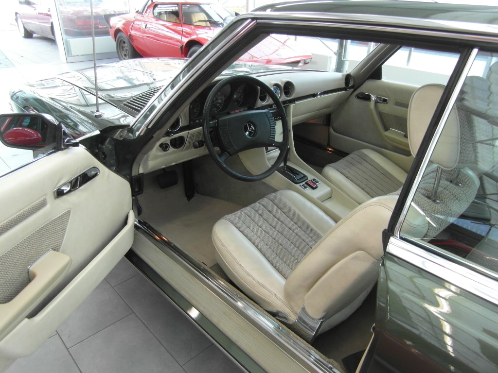 MERCEDES-BENZ SLC-image-6