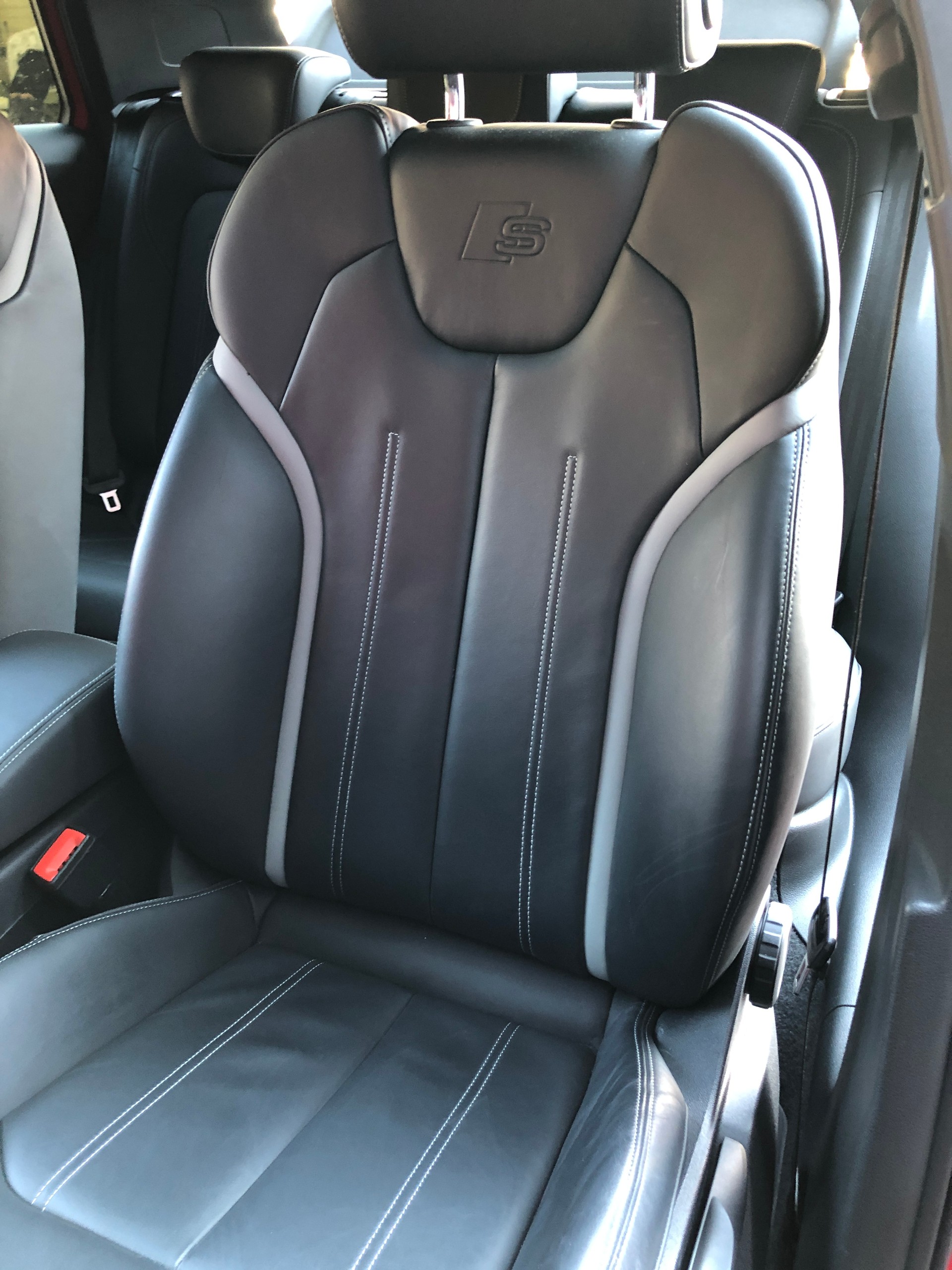 AUDI SQ2 TFSI quattro S-tronic-image-8