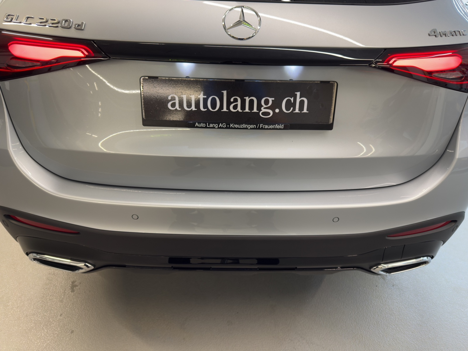 MERCEDES-BENZ GLC 220 d AMG Line 4Matic-image-5