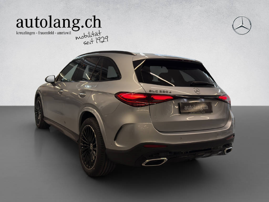 MERCEDES-BENZ GLC 220 d AMG Line 4Matic-image-3