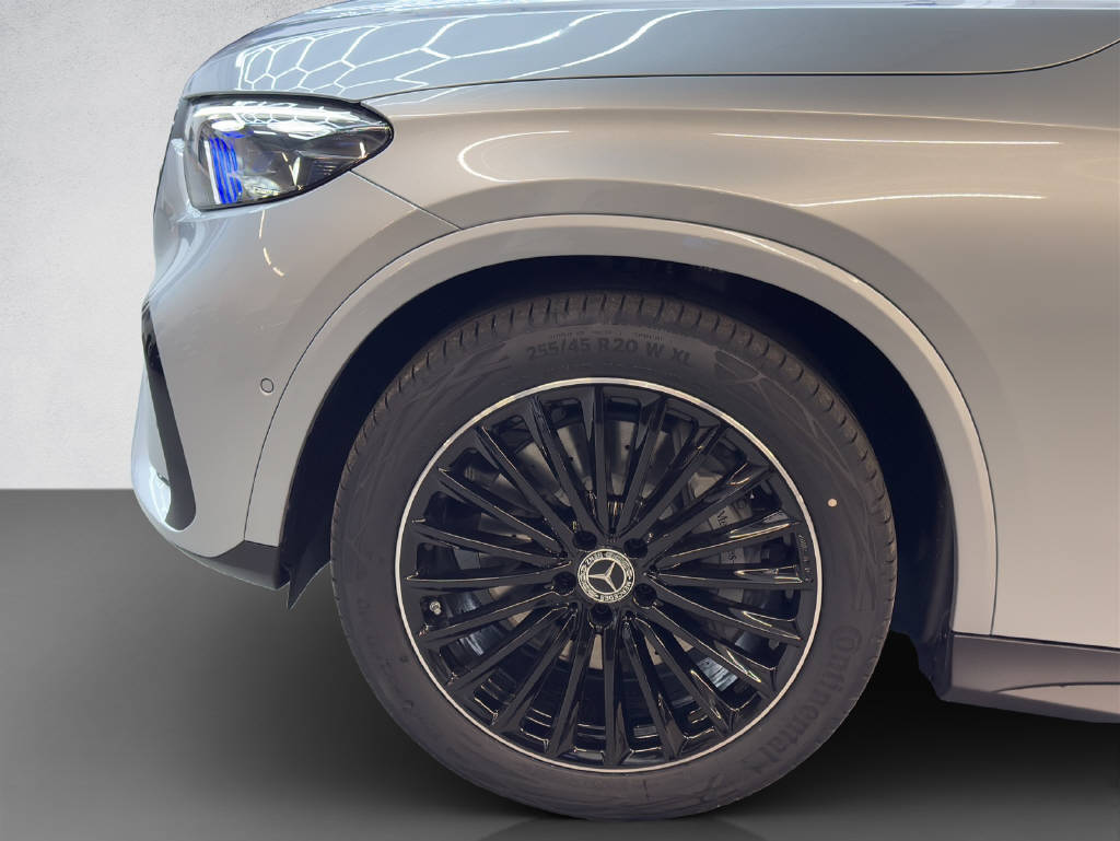 MERCEDES-BENZ GLC 220 d AMG Line 4Matic-image-7