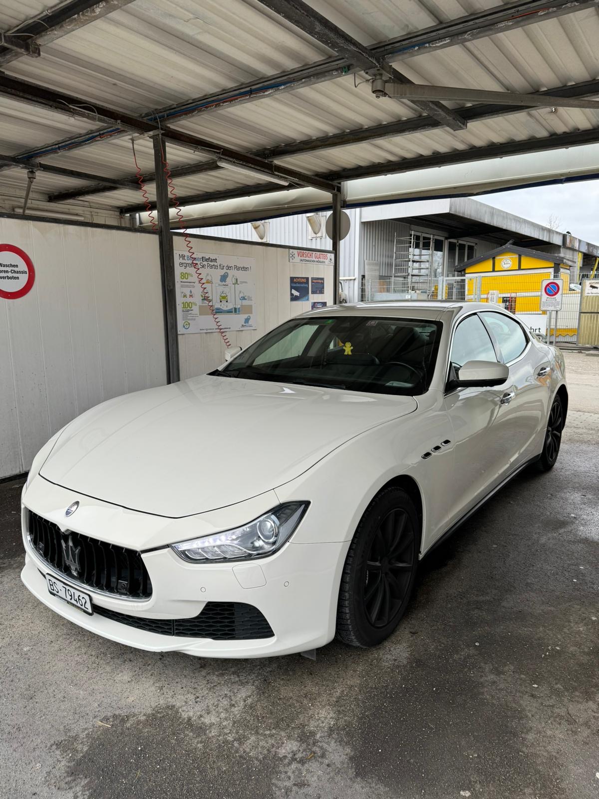 MASERATI Ghibli D 3.0 V6 Essence Automatica-image-1