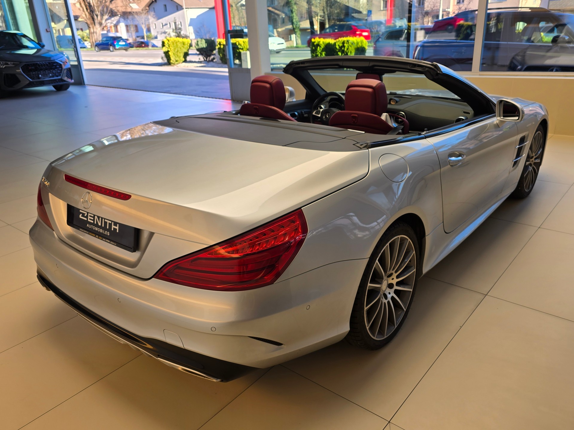 MERCEDES-BENZ SL 500 9G-Tronic-image-4