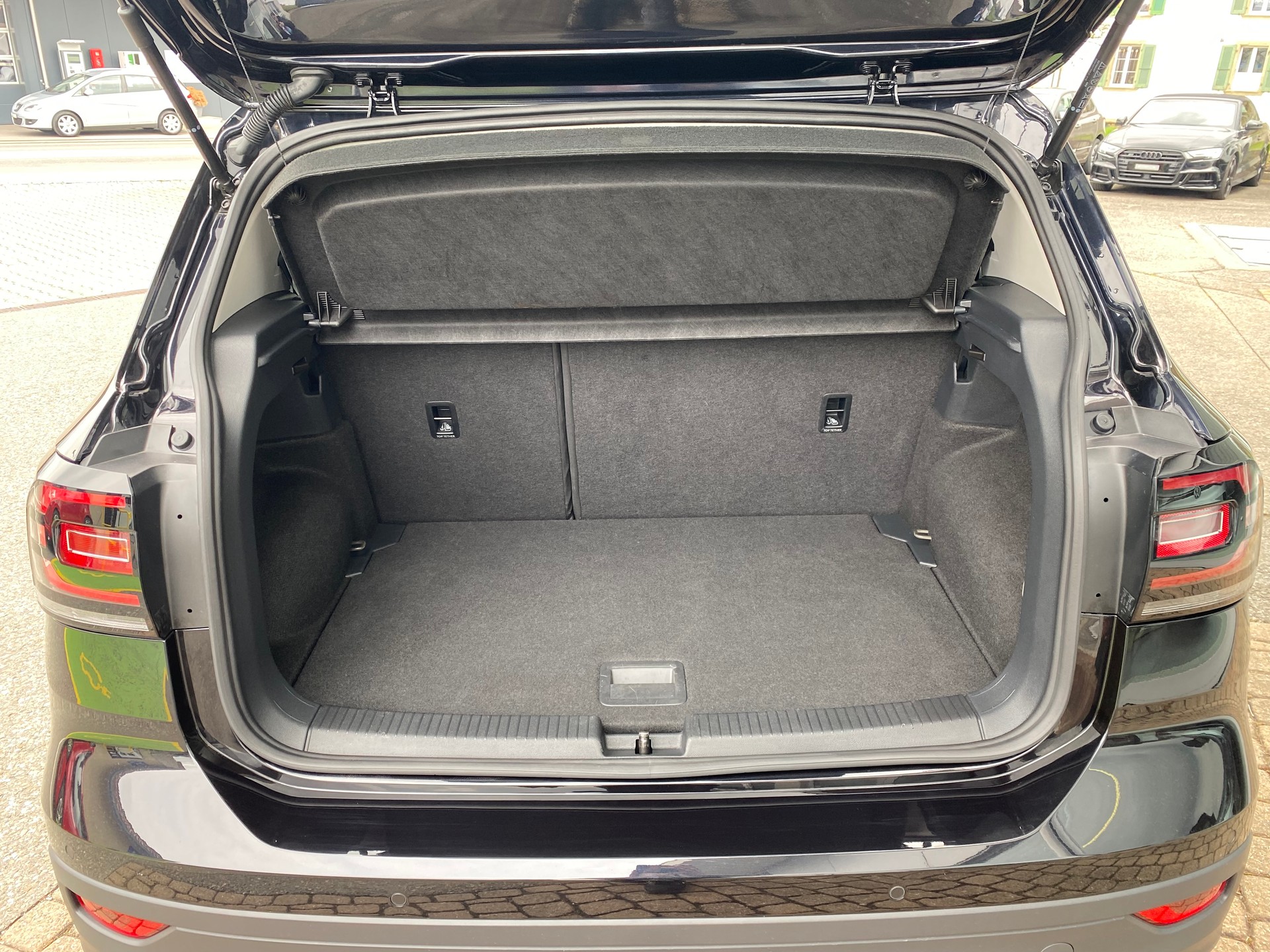 VW T-Cross 1.0 TSI Style DSG-image-4