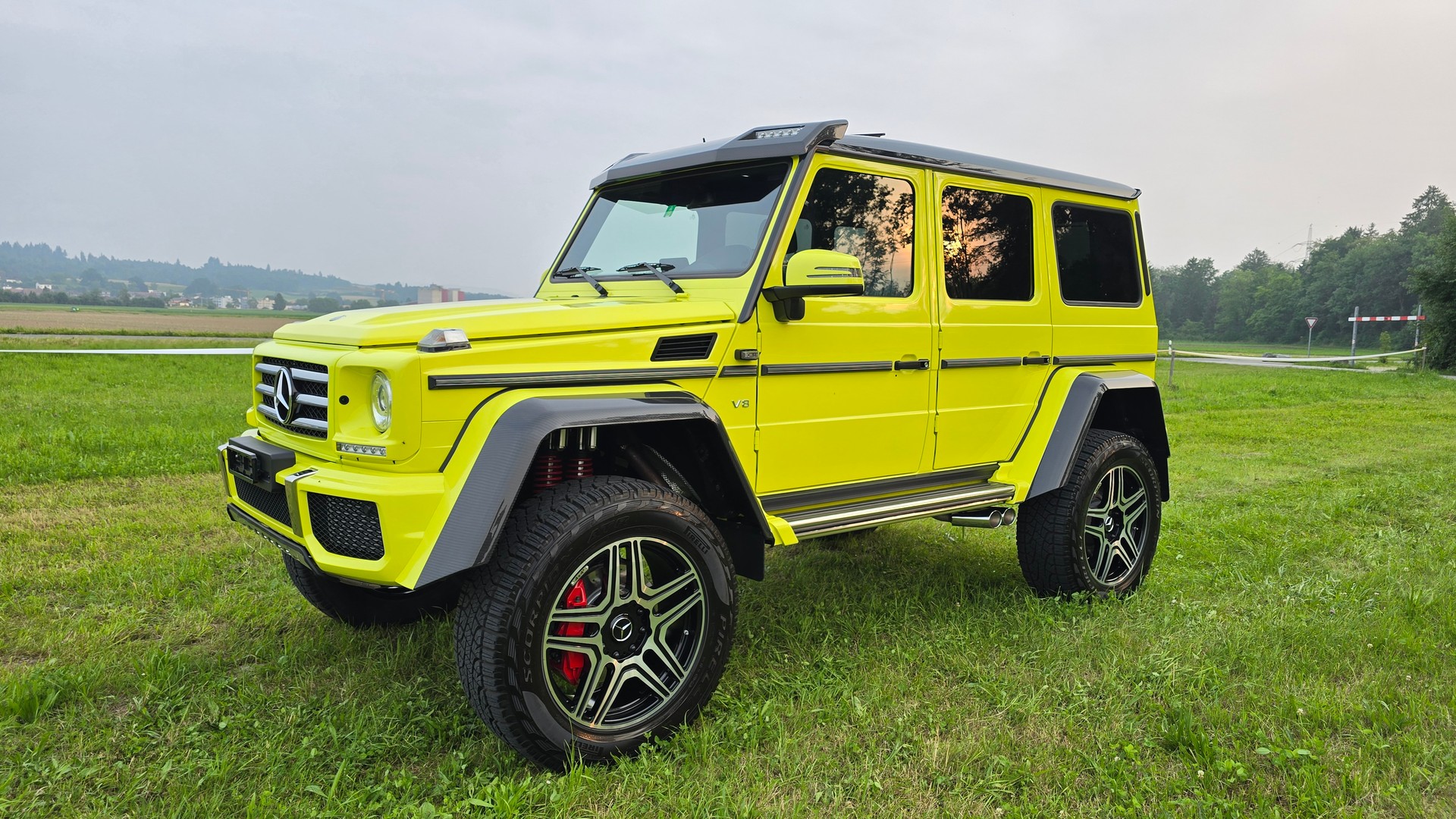 MERCEDES-BENZ G 500 4x4² 7G-Tronic Electricbeam glänzend-showroom-element-3