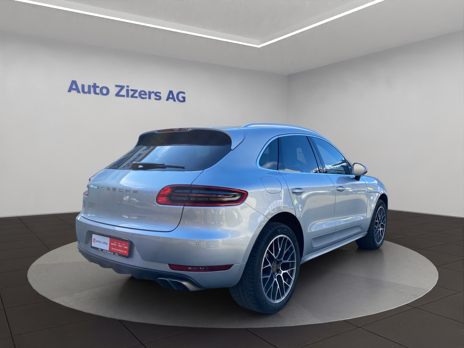 PORSCHE Macan Turbo PDK-image-5