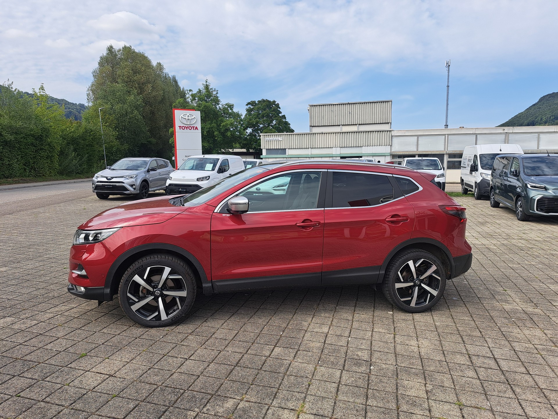 NISSAN Qashqai 1.3 DIG-T tekna+-image-9