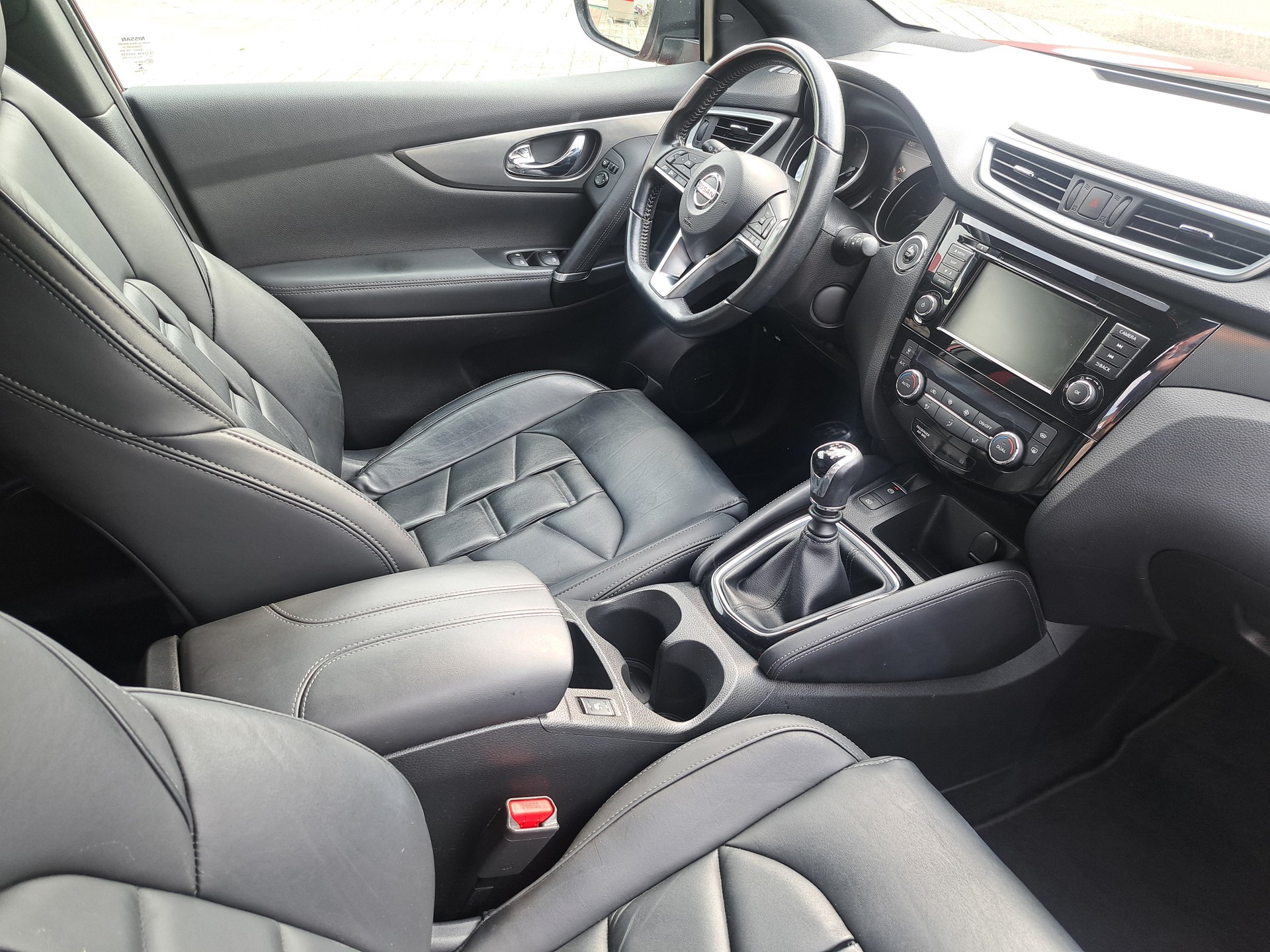 NISSAN Qashqai 1.3 DIG-T tekna+-image-3