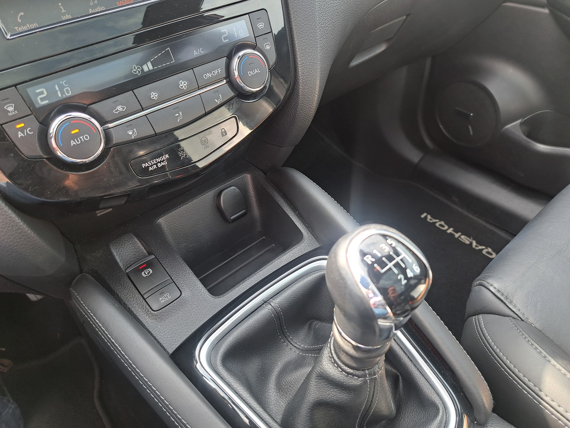 NISSAN Qashqai 1.3 DIG-T tekna+-image-13
