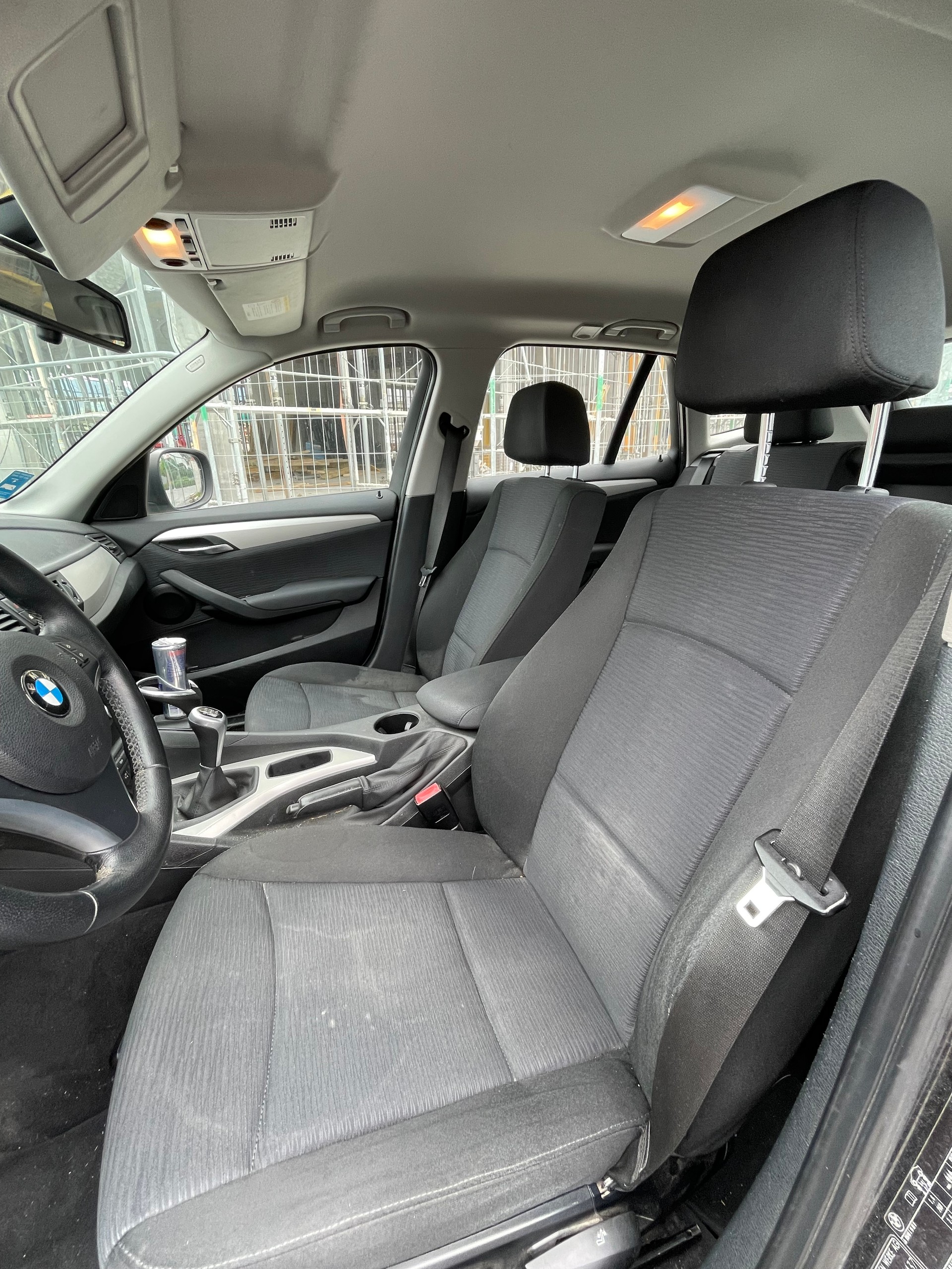 BMW X1 xDrive 18d-image-8