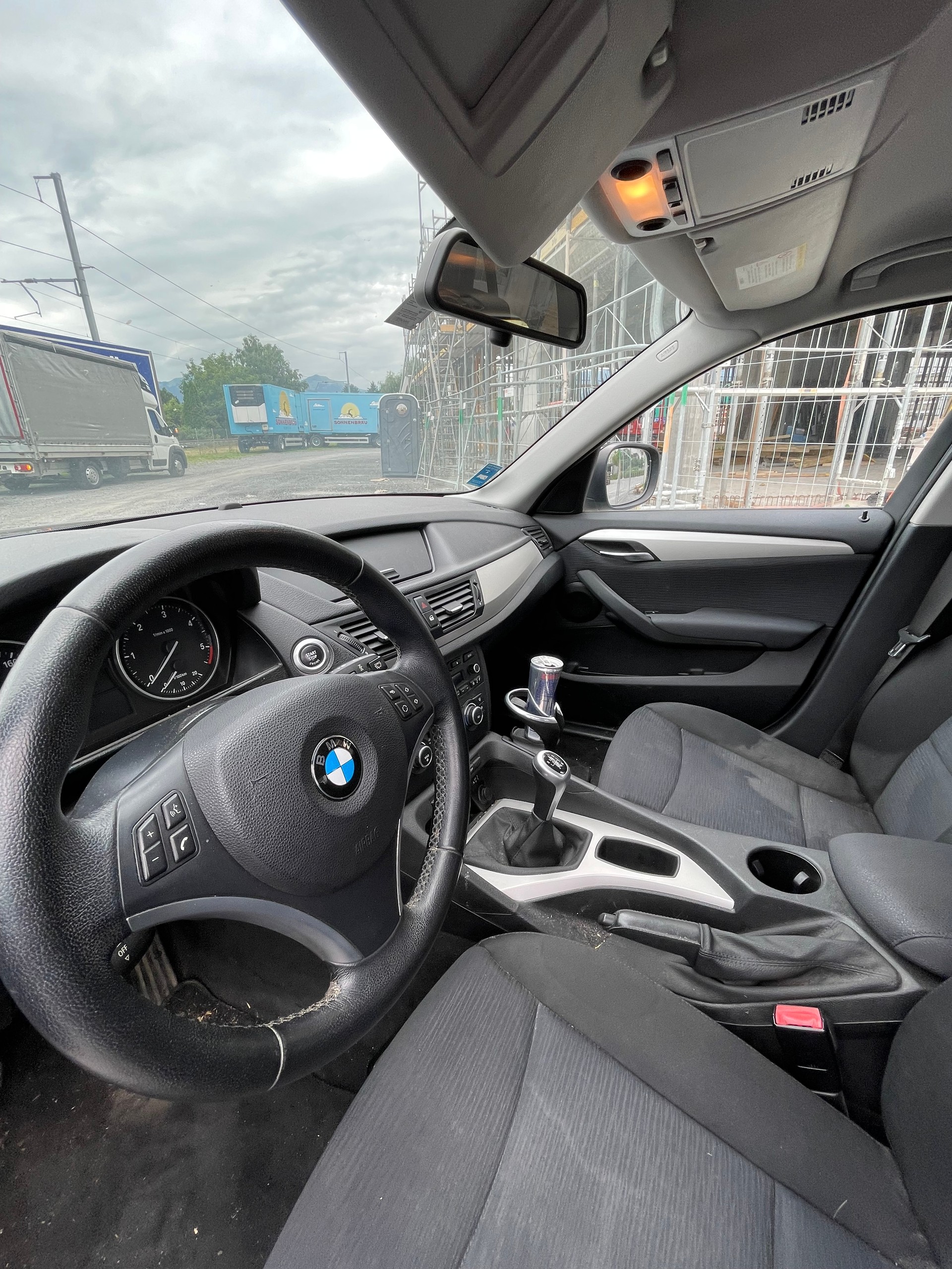 BMW X1 xDrive 18d-image-7