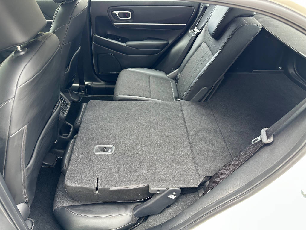 HONDA HR-V 1.5 i-MMD Advance-image-12
