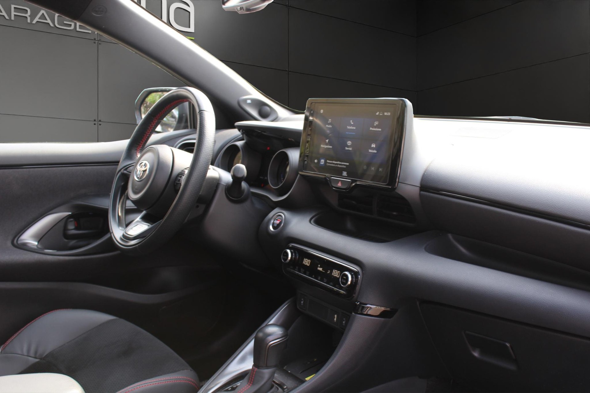 TOYOTA Yaris 1.5 VVT-i HSD GR Sport-image-8