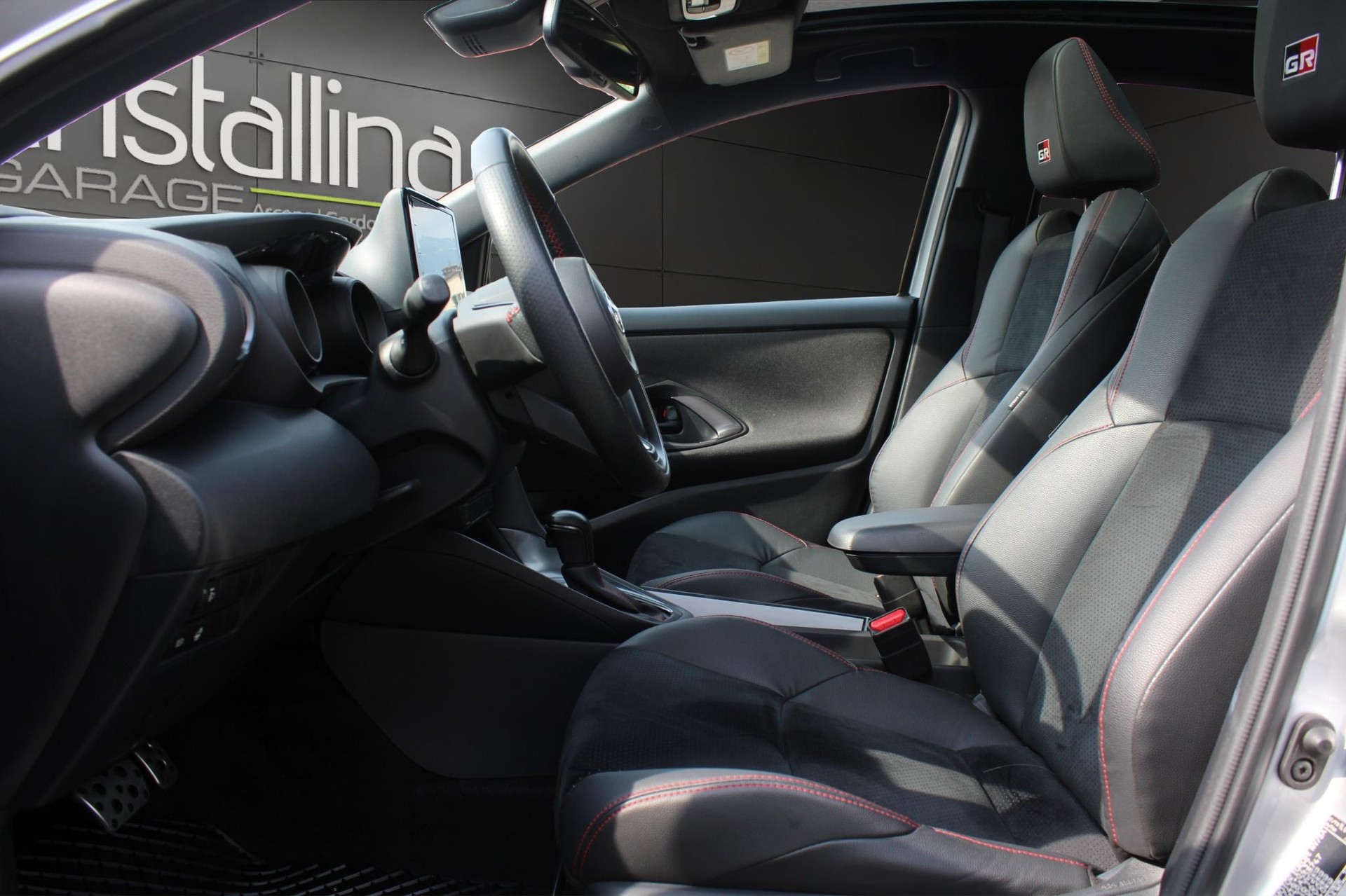 TOYOTA Yaris 1.5 VVT-i HSD GR Sport-image-6