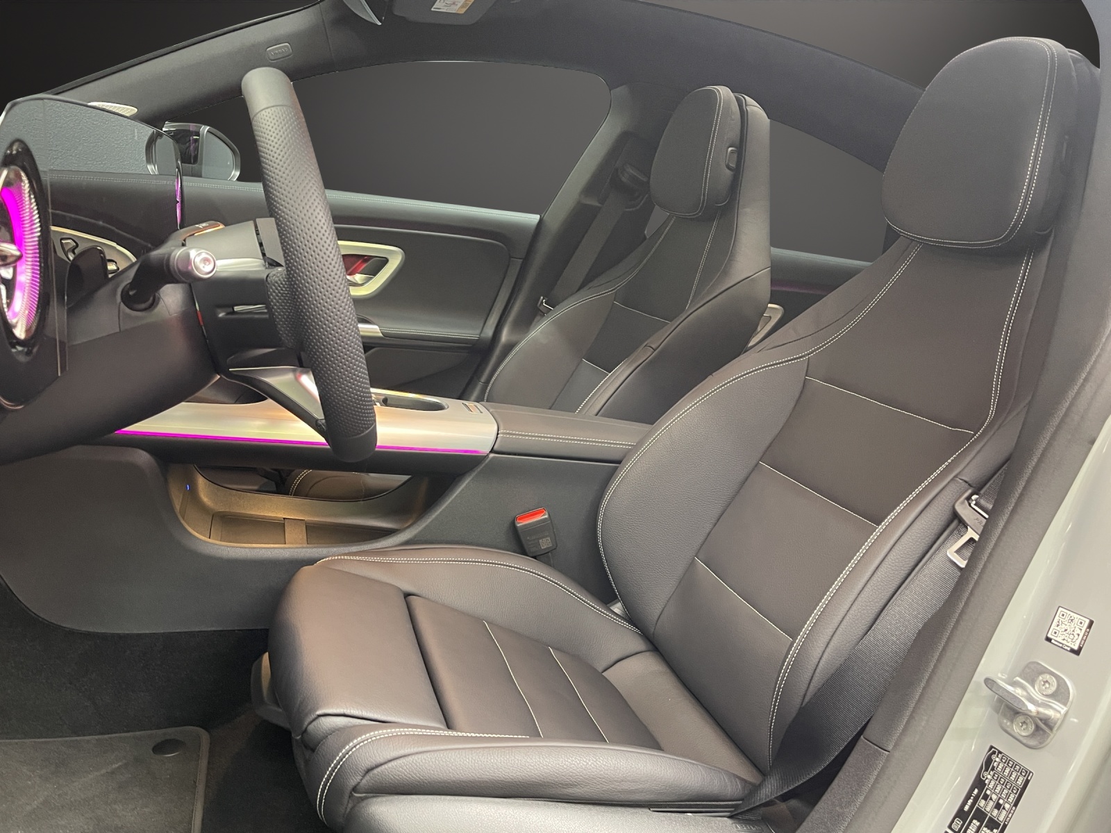 MERCEDES-BENZ CLA 350 4MATIC 85 kWh EQ-image-9