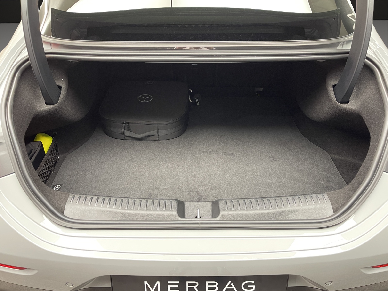 MERCEDES-BENZ CLA 350 4MATIC 85 kWh EQ-image-5