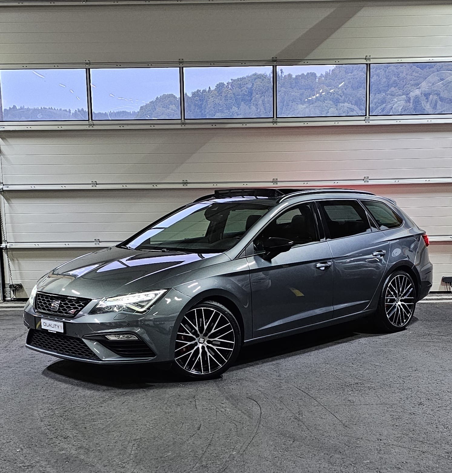 SEAT Leon ST 2.0 TSI Cupra 300 DSG *CH-Fahrzeug*
