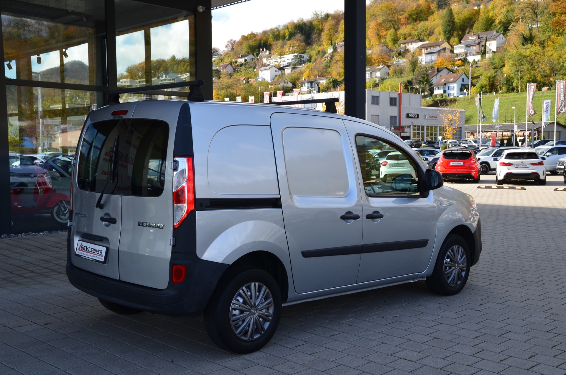 RENAULT Kangoo Medium dCi 80*Frisch ab MFK,1 Jahr oder 20'000km Garantie*-image-4