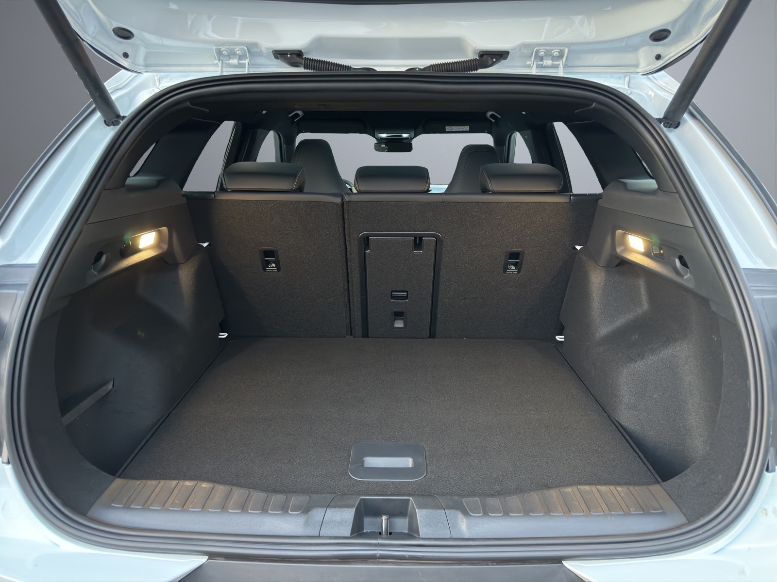 FORD Explorer Extended Range Premium AWD-image-13
