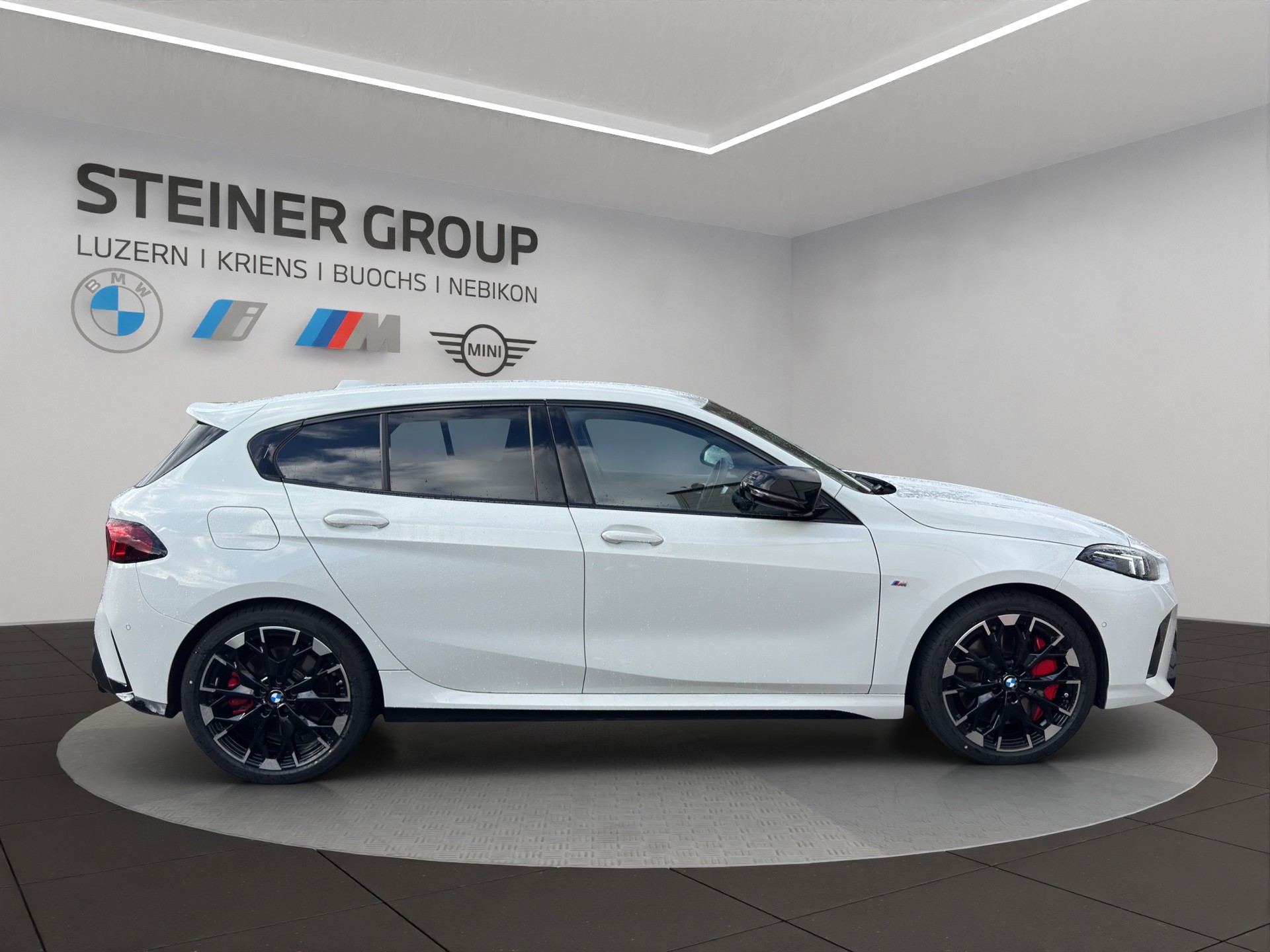 BMW M135 xDrive M Sport Pro-image-5