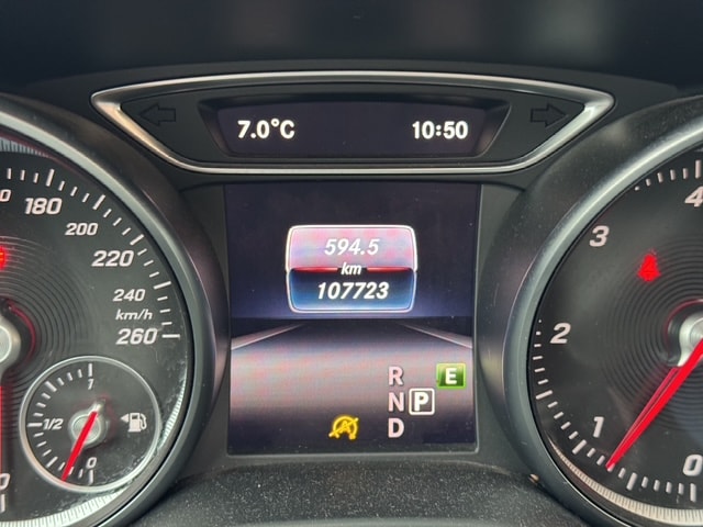 MERCEDES-BENZ CLA Shooting Brake 200 d AMG Line 4Matic 7G-DCT-image-10