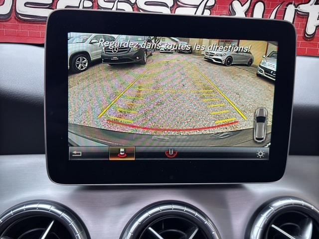 MERCEDES-BENZ CLA Shooting Brake 200 d AMG Line 4Matic 7G-DCT-image-14