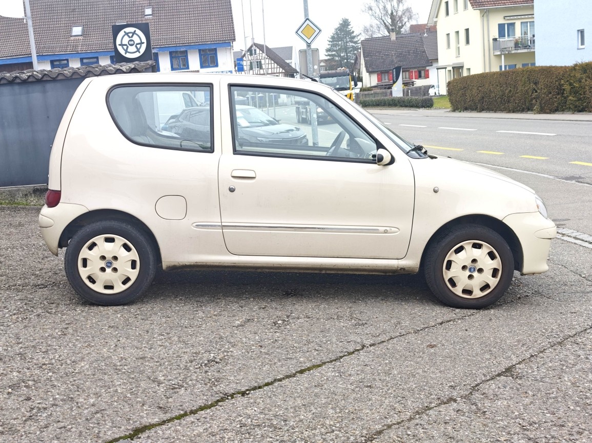 FIAT Seicento 1.1 Anniversary Sondermodell-image-3
